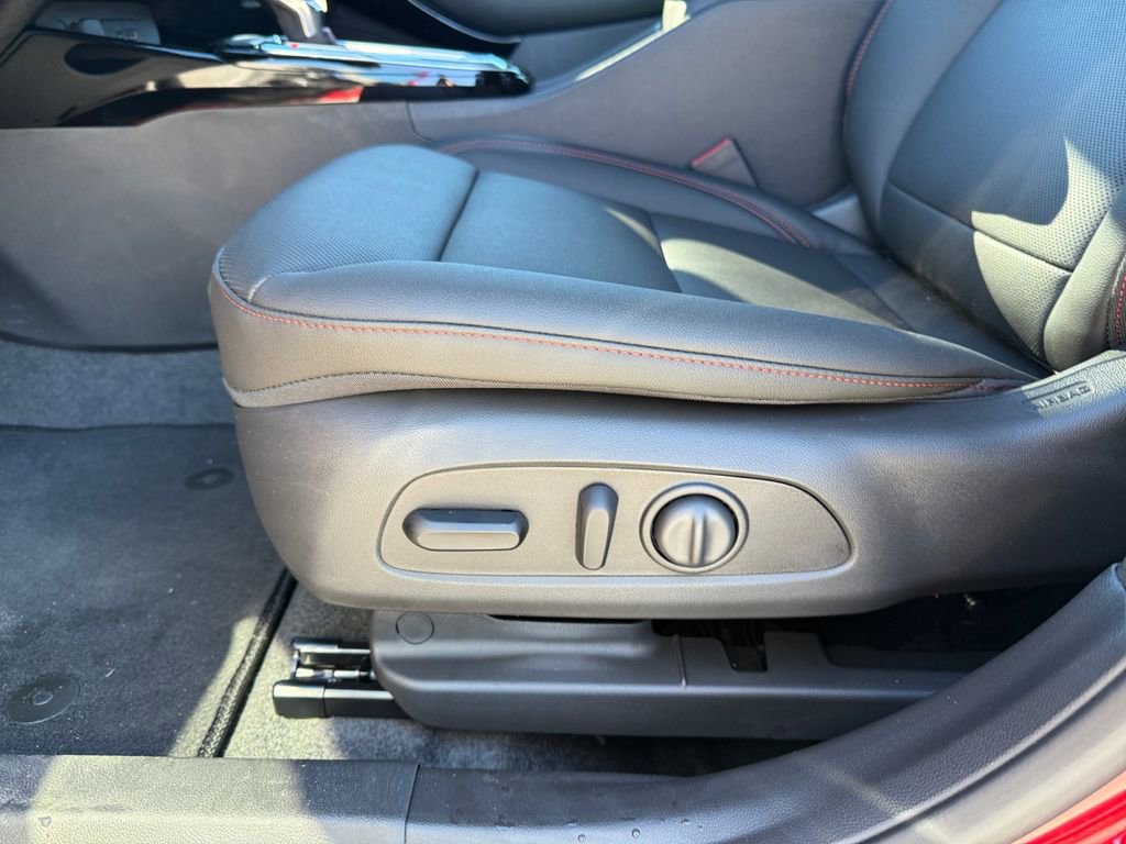 New 2026 Chevrolet Trax RS w/ Driver Confidence Package image 17