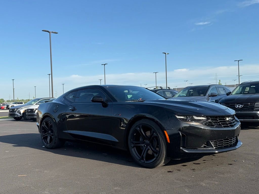 Used 2021 Chevrolet Camaro LT RWD image 3