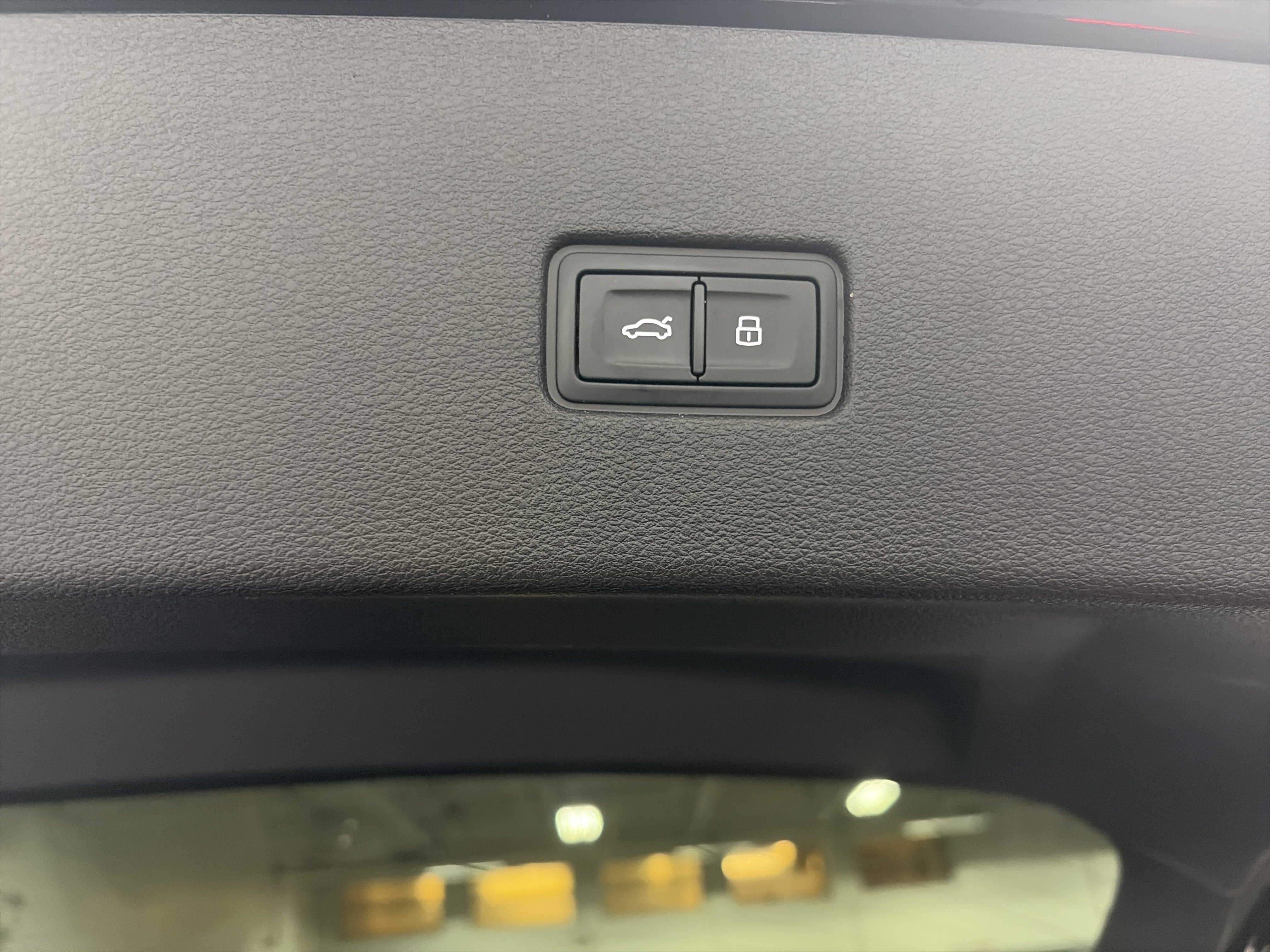 Certified 2023 Audi Q8 Premium Plus AWD/4WD image 31