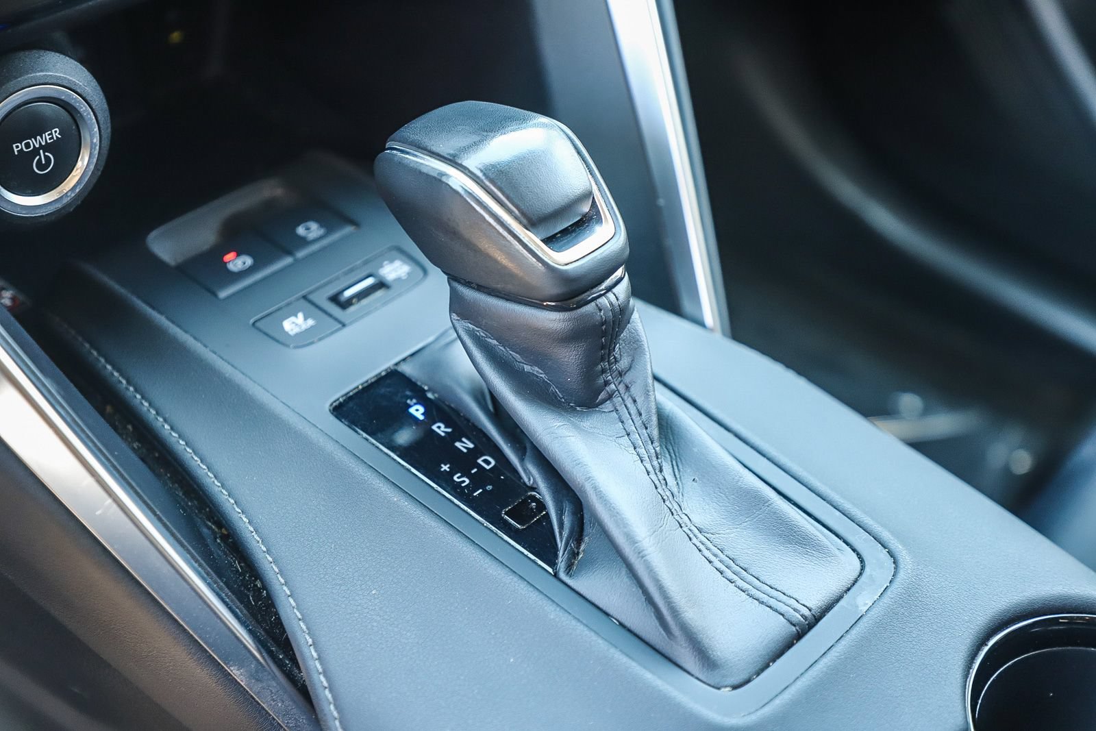 Certified 2023 Toyota Venza LE AWD/4WD image 19