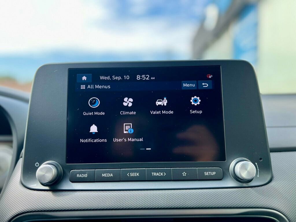 Used 2022 Hyundai Kona SEL w/ Convenience Package FWD image 24