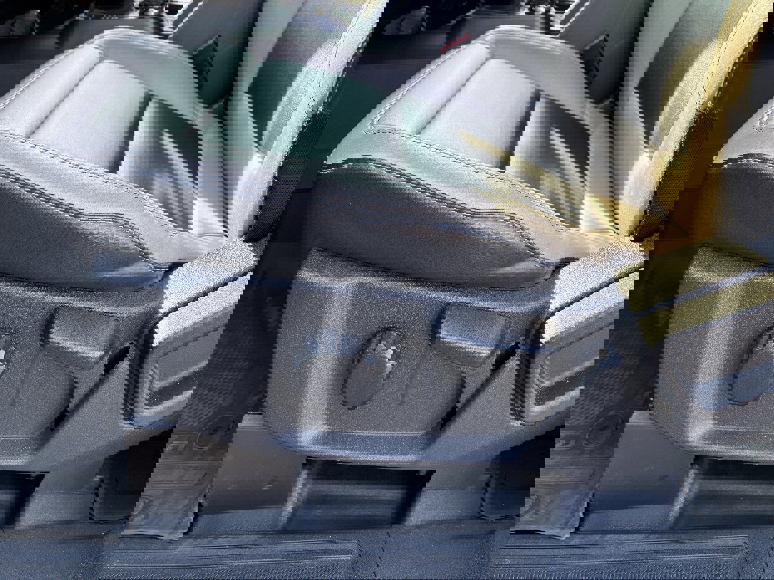 Used 2024 Ford Bronco Big Bend image 31