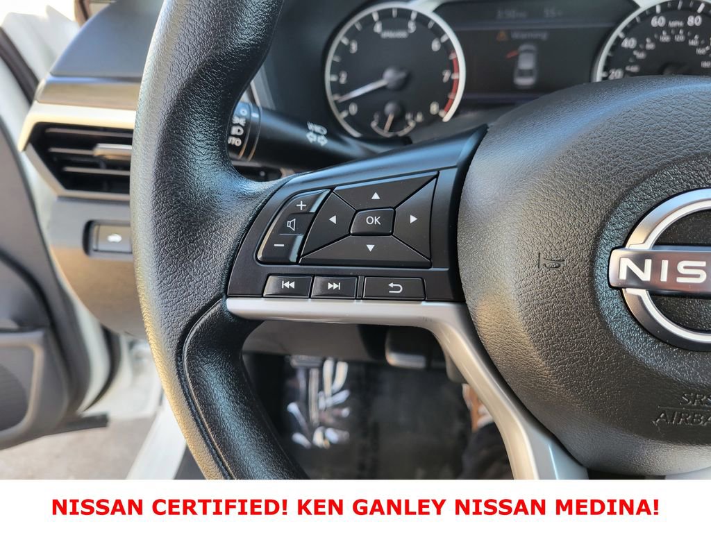 Certified 2025 Nissan Altima 2.5 SV FWD image 30