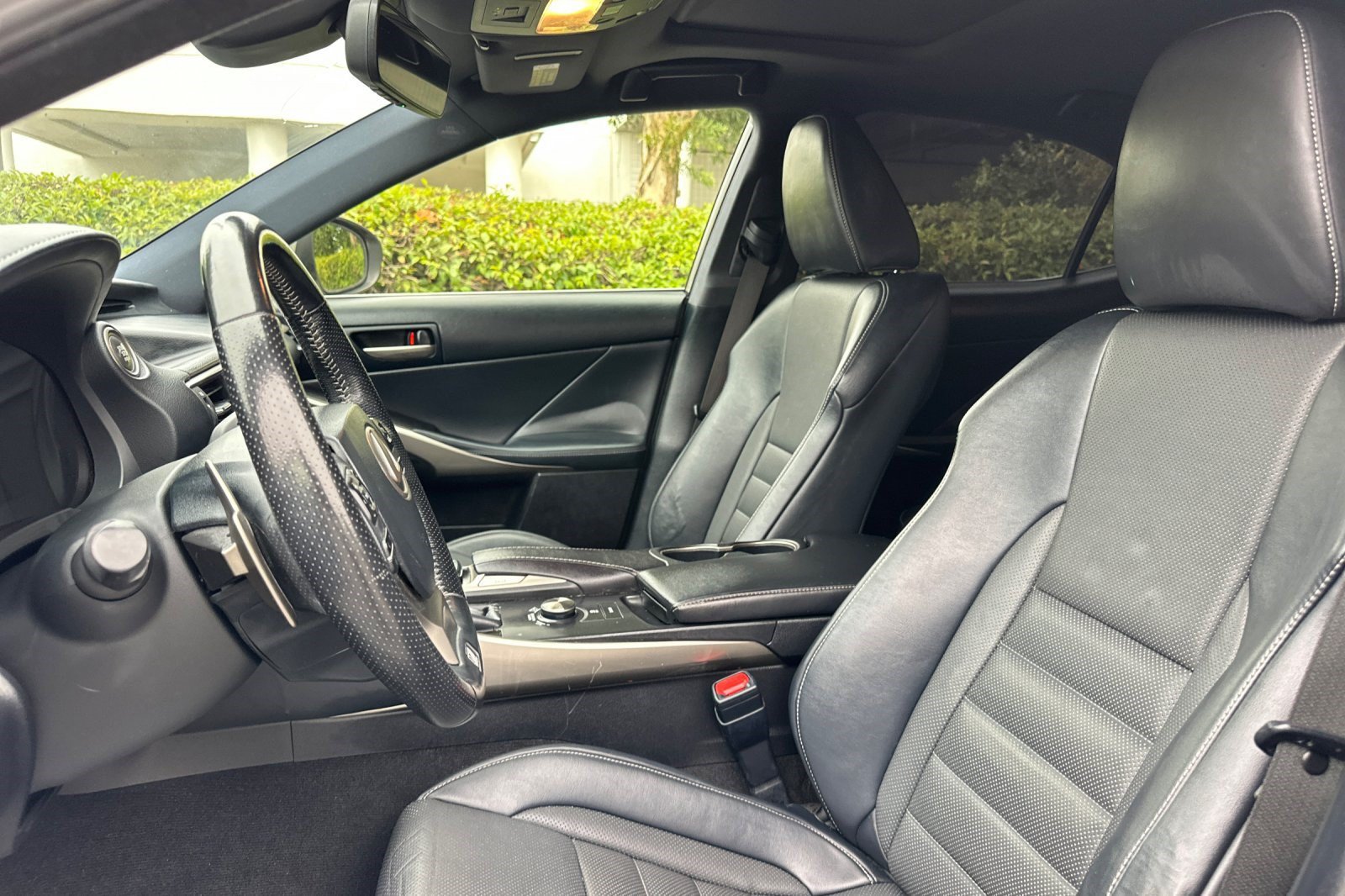 Used 2019 Lexus IS 350 F Sport w/ F Sport Package RWD image 20