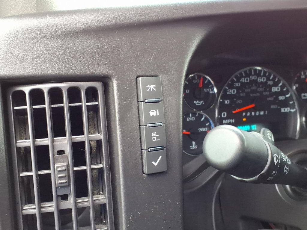 Used 2024 GMC Savana 2500 w/ Driver Convenience Package image 16
