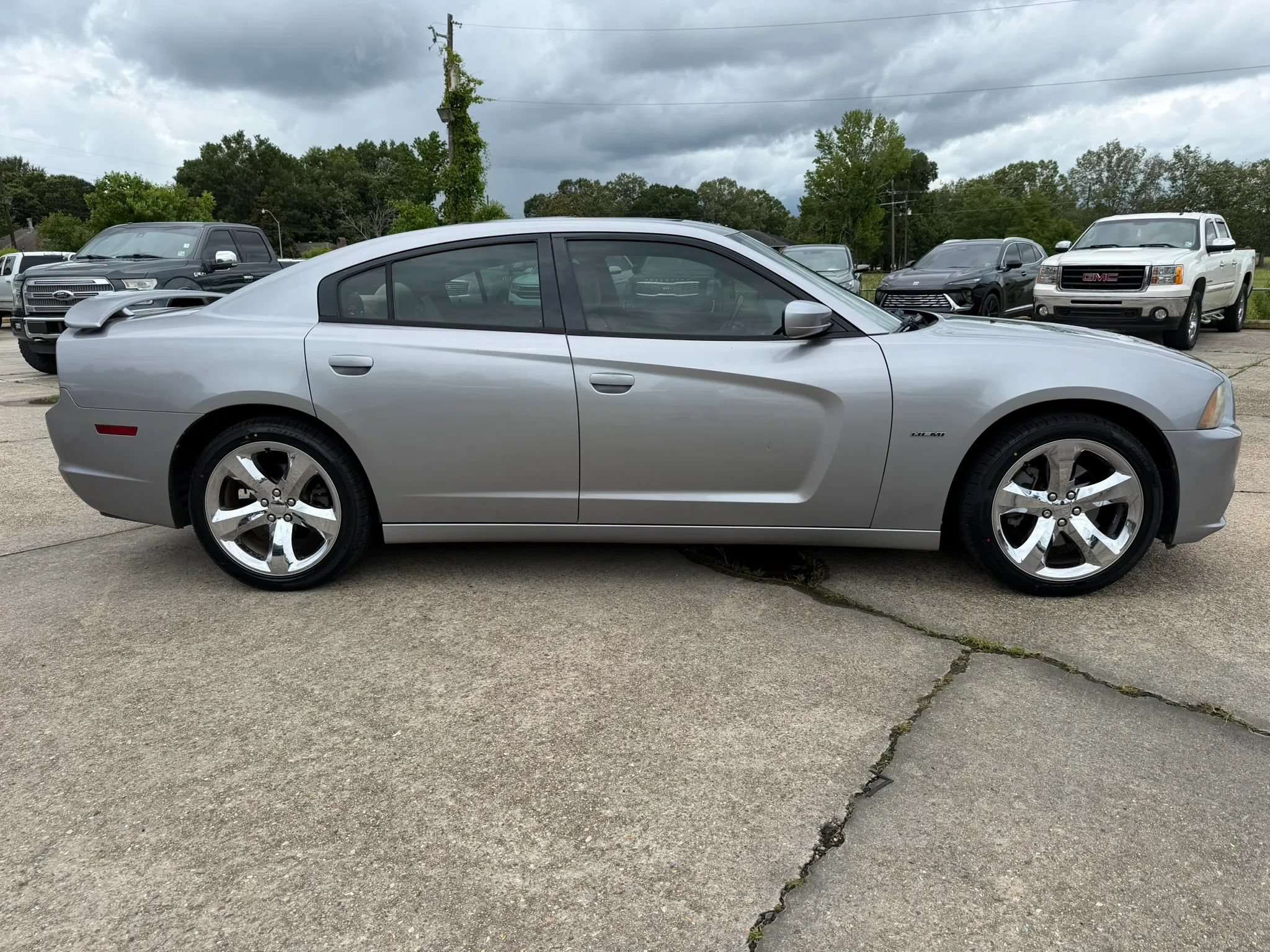 Used 2011 Dodge Charger R/T w/ Wheels & Tunes Group RWD image 6