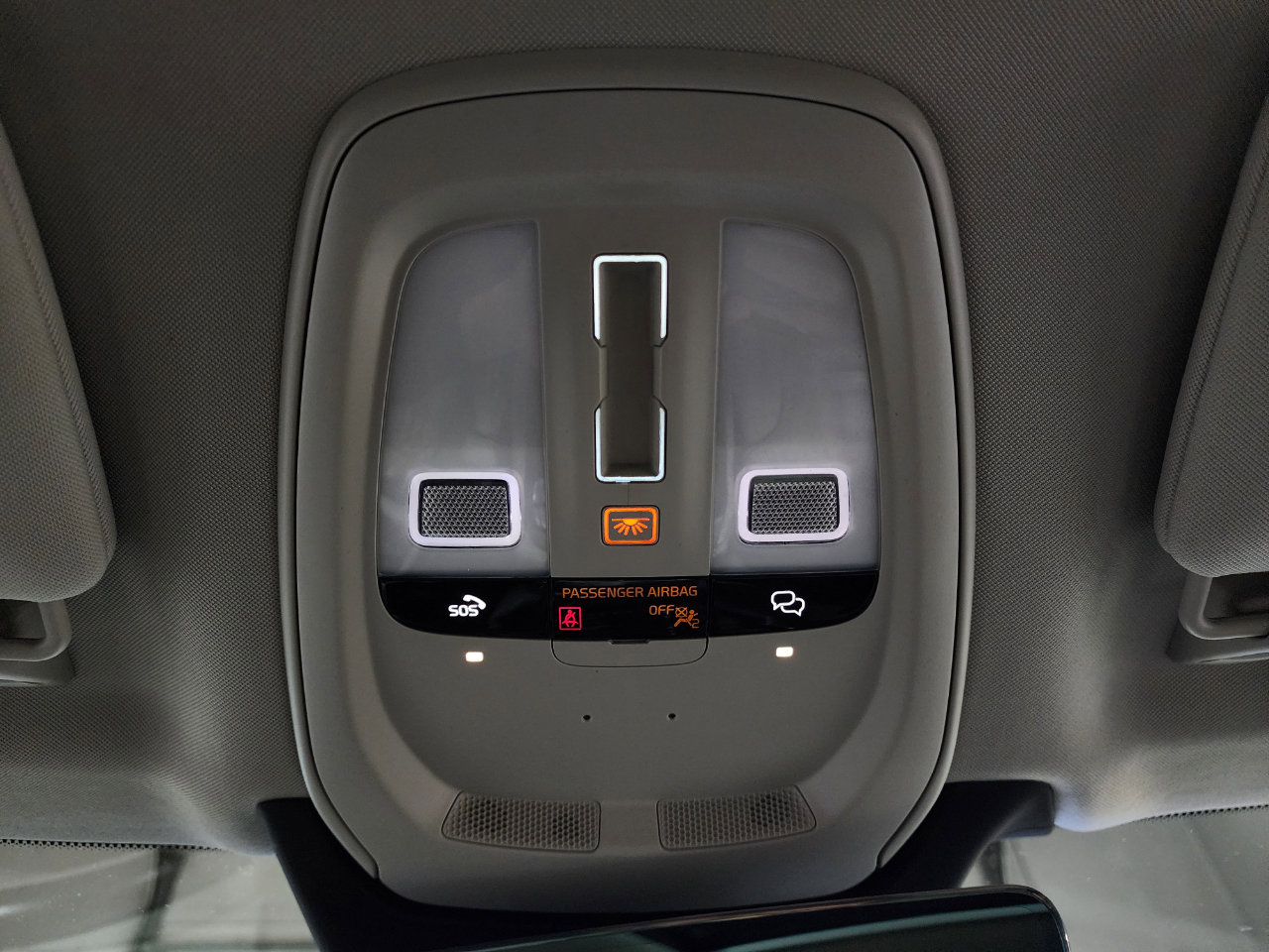 Used 2023 Volvo XC90 B6 Ultimate w/ Protection Package Premier image 43