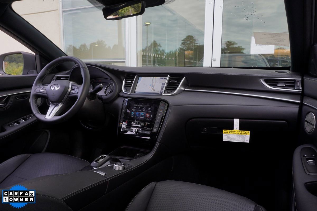 Certified 2025 INFINITI QX55 Essential image 15