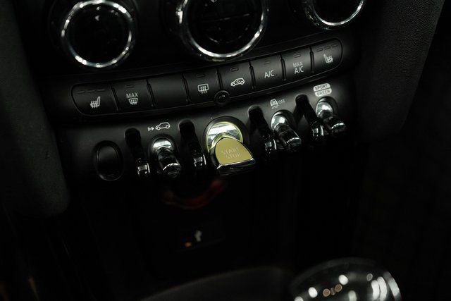 Used 2023 MINI Cooper SE image 23