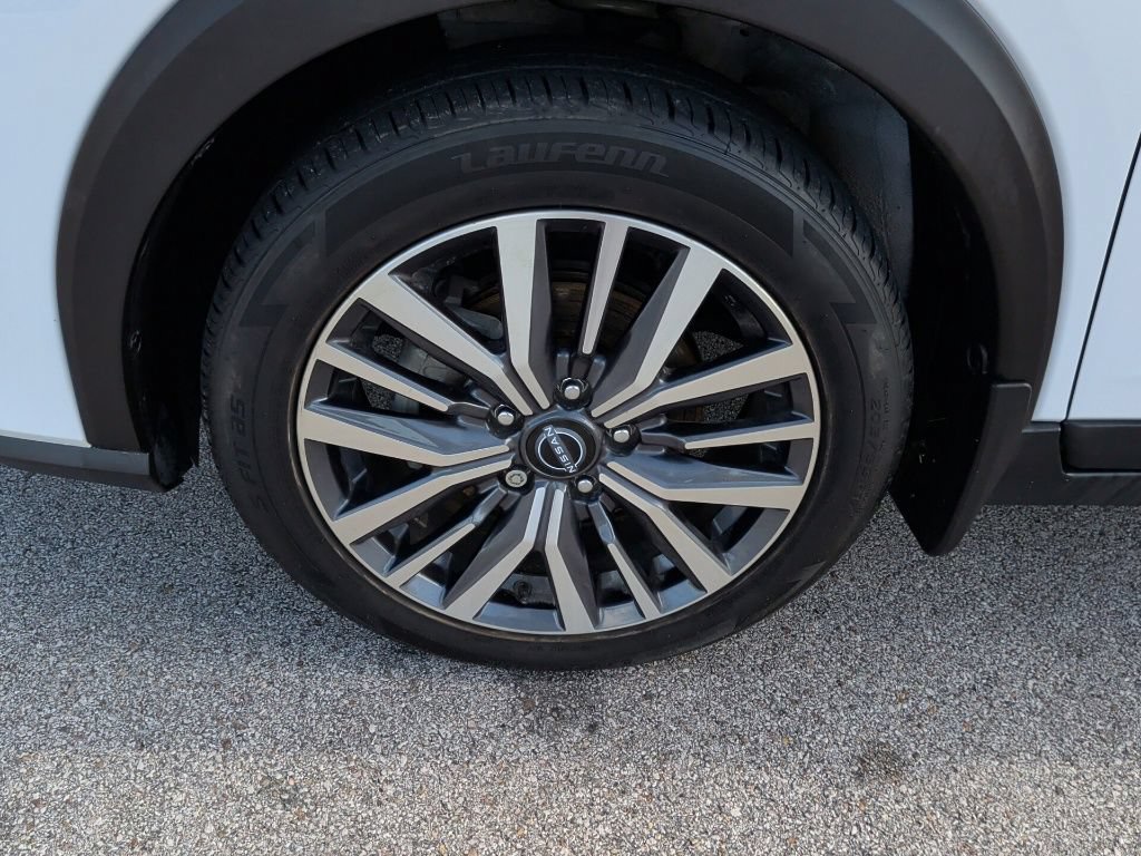 Used 2023 Nissan Kicks SV FWD image 38