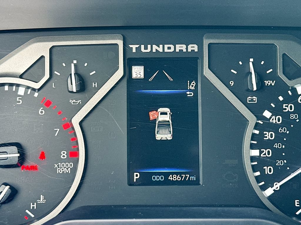 Used 2025 Toyota Tundra SR5 AWD/4WD image 12