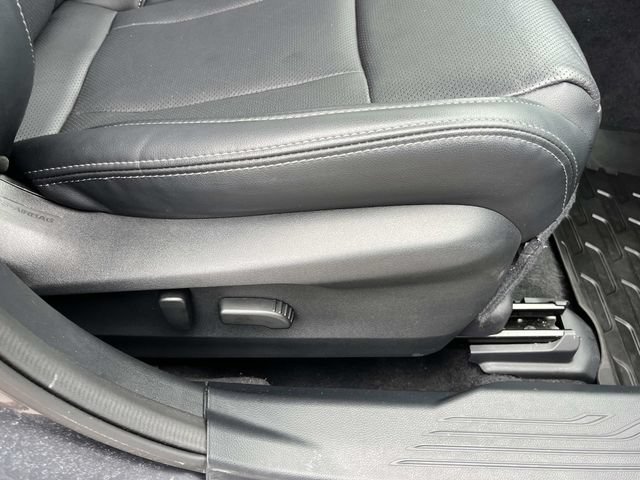 Used 2024 Subaru Outback Limited AWD/4WD image 30