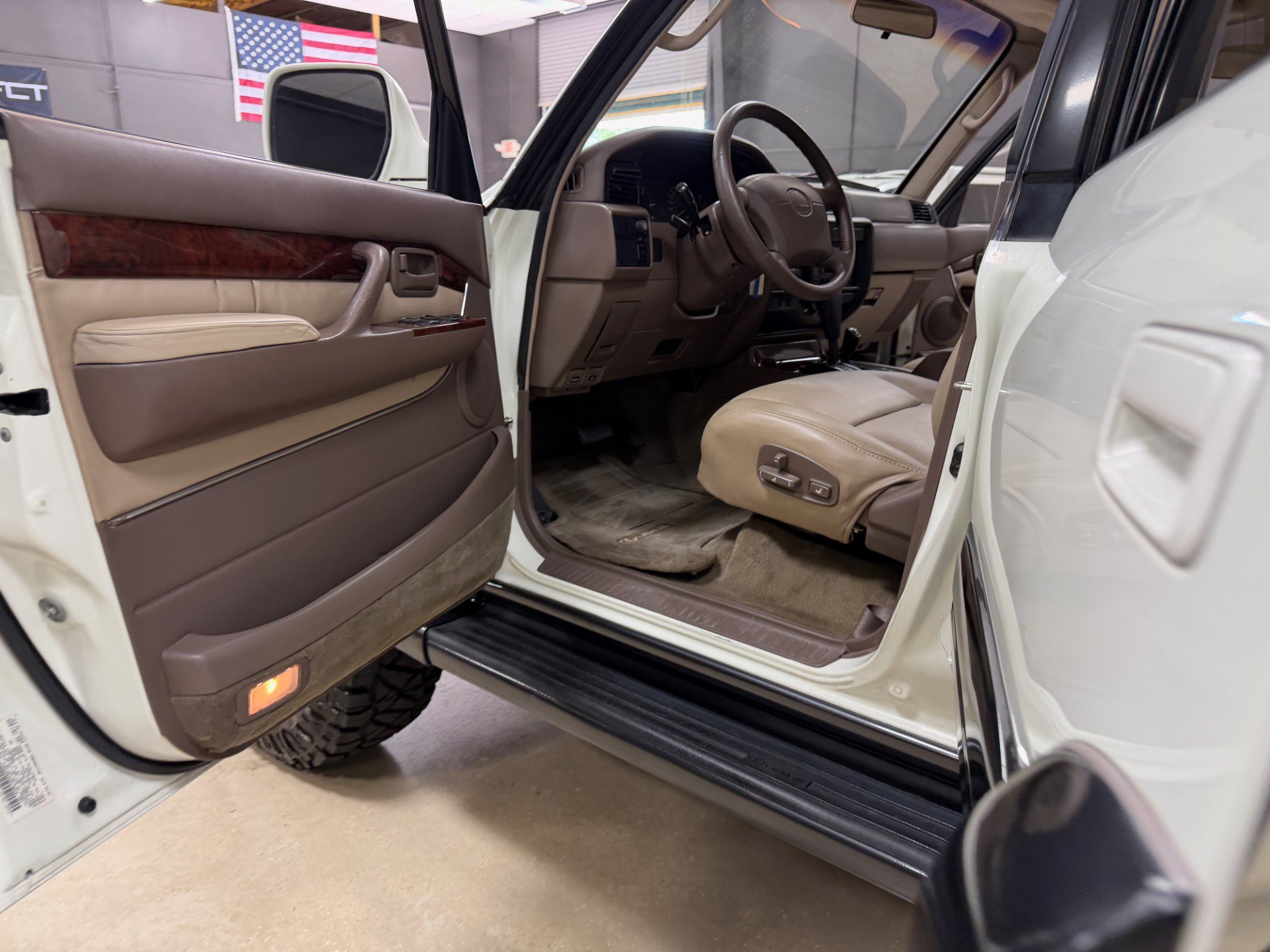 Used 1997 Lexus LX 450 4WD image 24