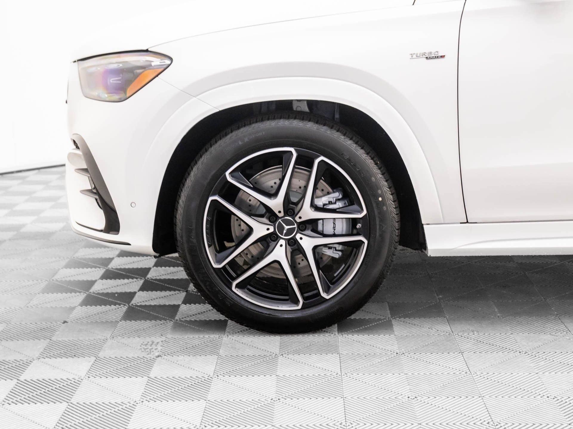 New 2026 Mercedes-Benz GLE 53 AMG 4MATIC Coupe image 36