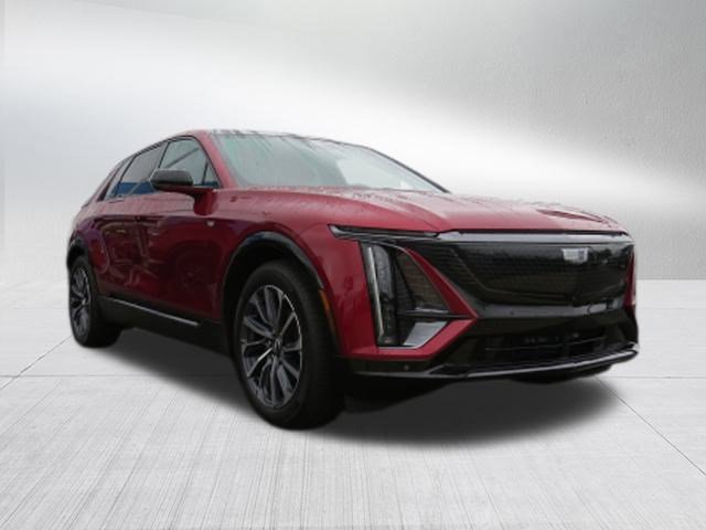 New 2025 Cadillac Lyriq Sport image 1