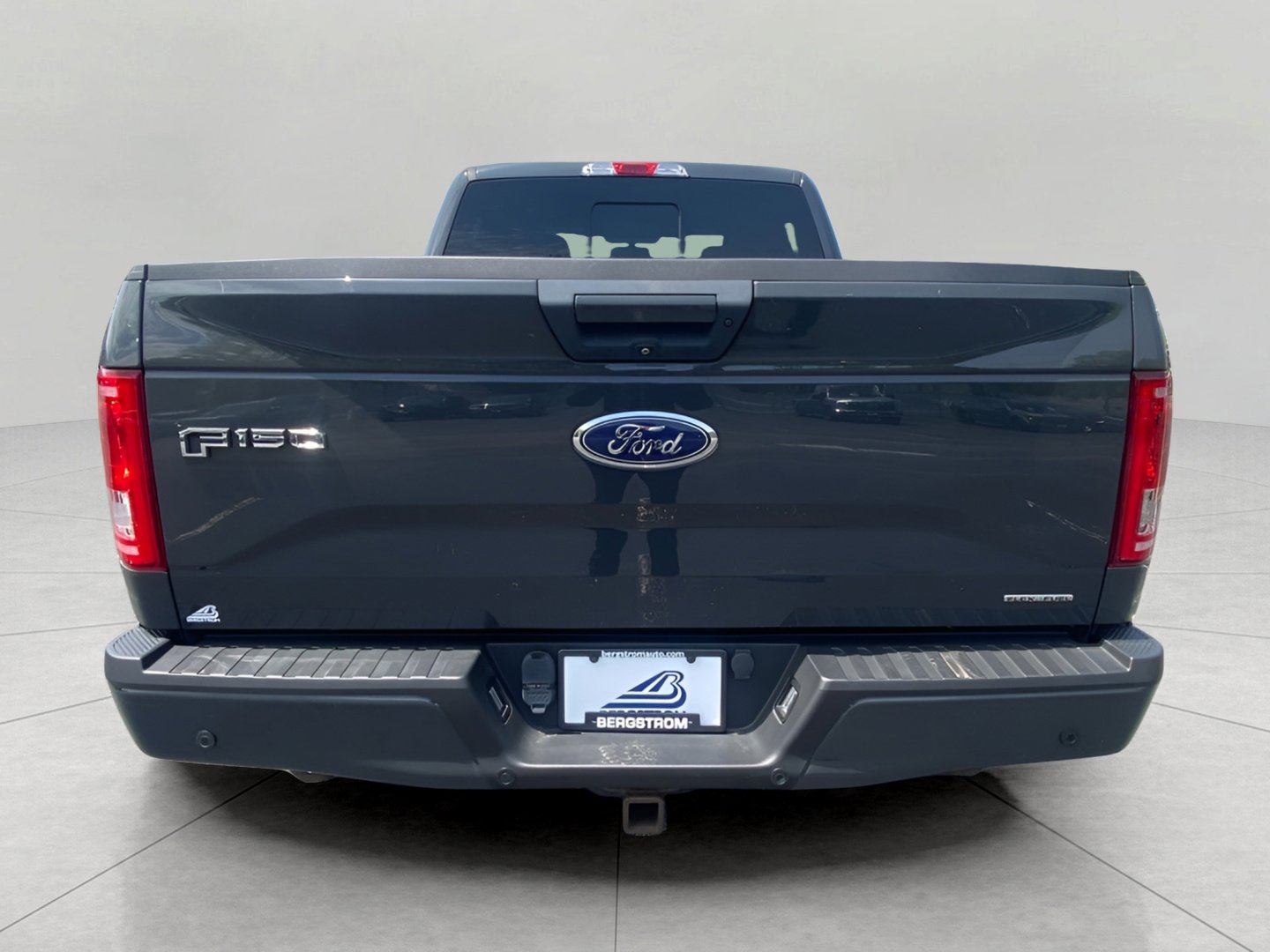 Used 2016 Ford F150 XLT w/ Equipment Group 302A Luxury AWD/4WD image 14