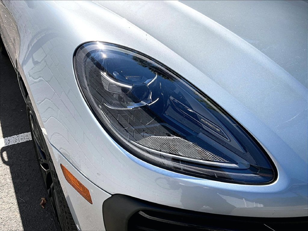 Certified 2023 Porsche Macan GTS AWD/4WD image 30
