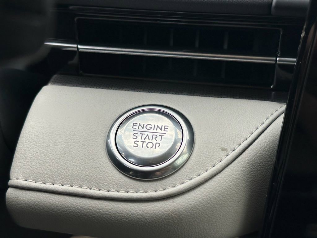 New 2026 Lincoln Nautilus Premier AWD/4WD image 10