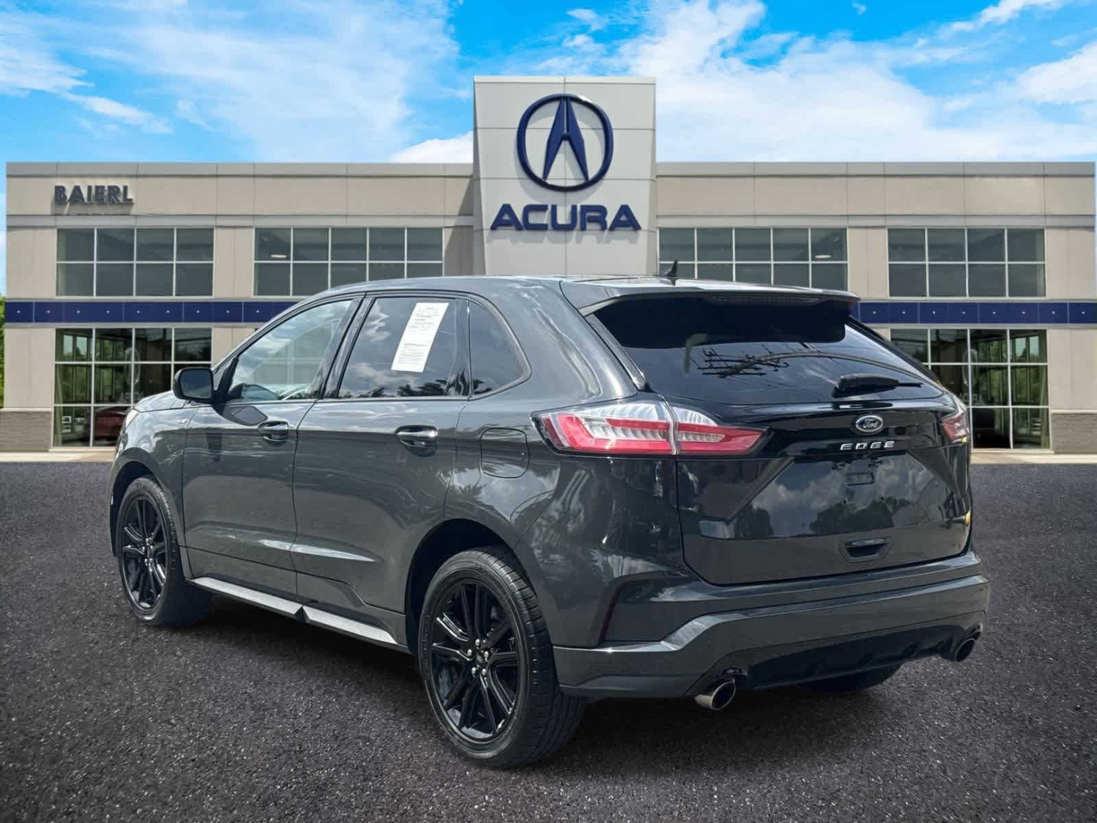 Used 2021 Ford Edge ST-Line AWD/4WD image 3