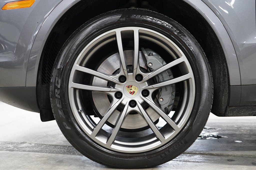 Used 2019 Porsche Cayenne S AWD/4WD image 36