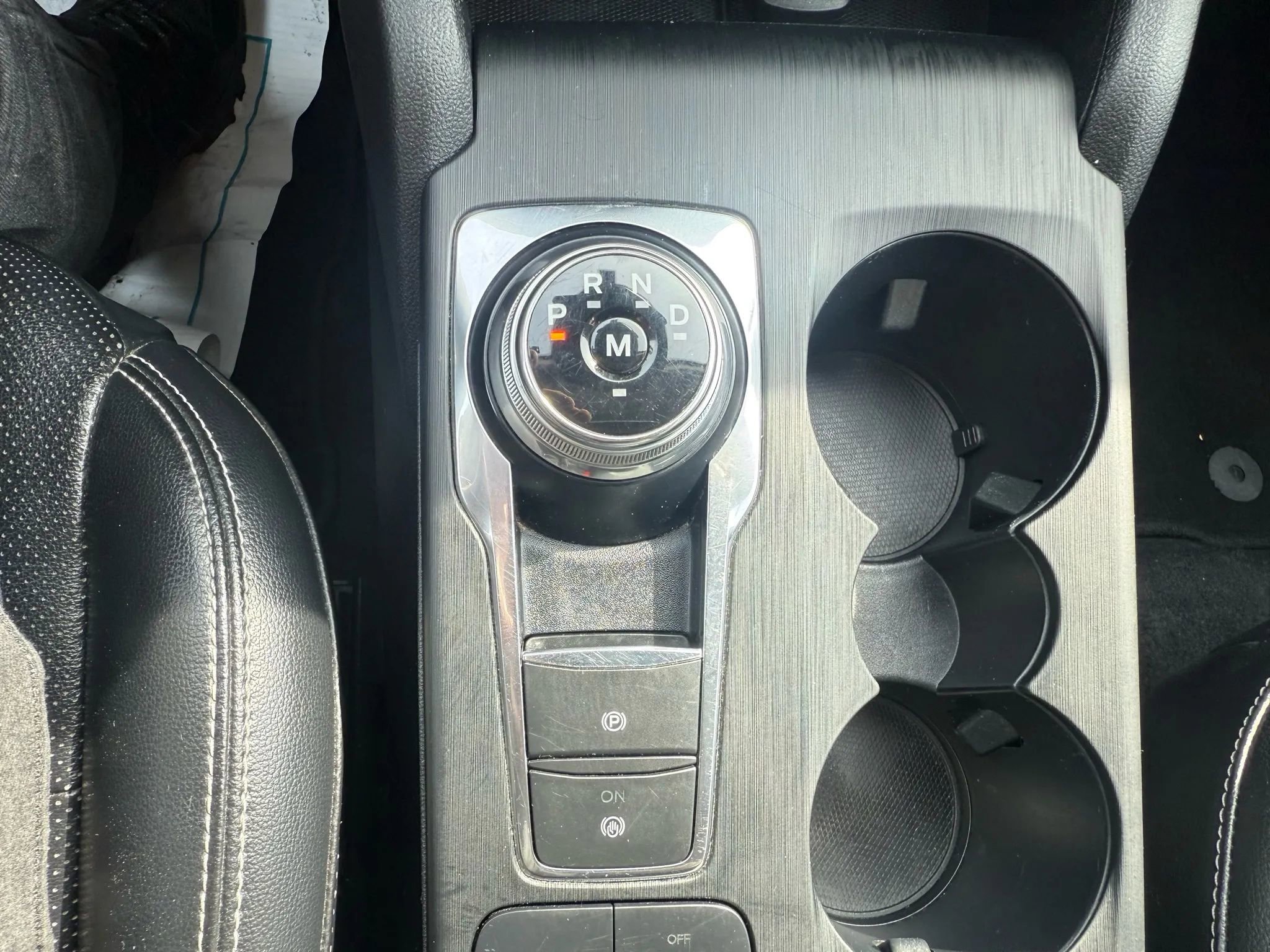 Used 2020 Ford Escape SEL image 21