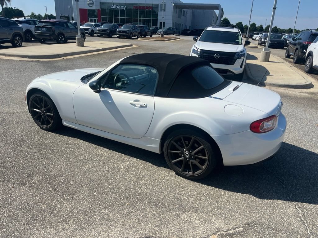 Used 2013 MAZDA MX-5 Miata Club RWD image 4