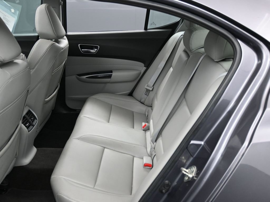 Used 2020 Acura TLX 2.4L image 31