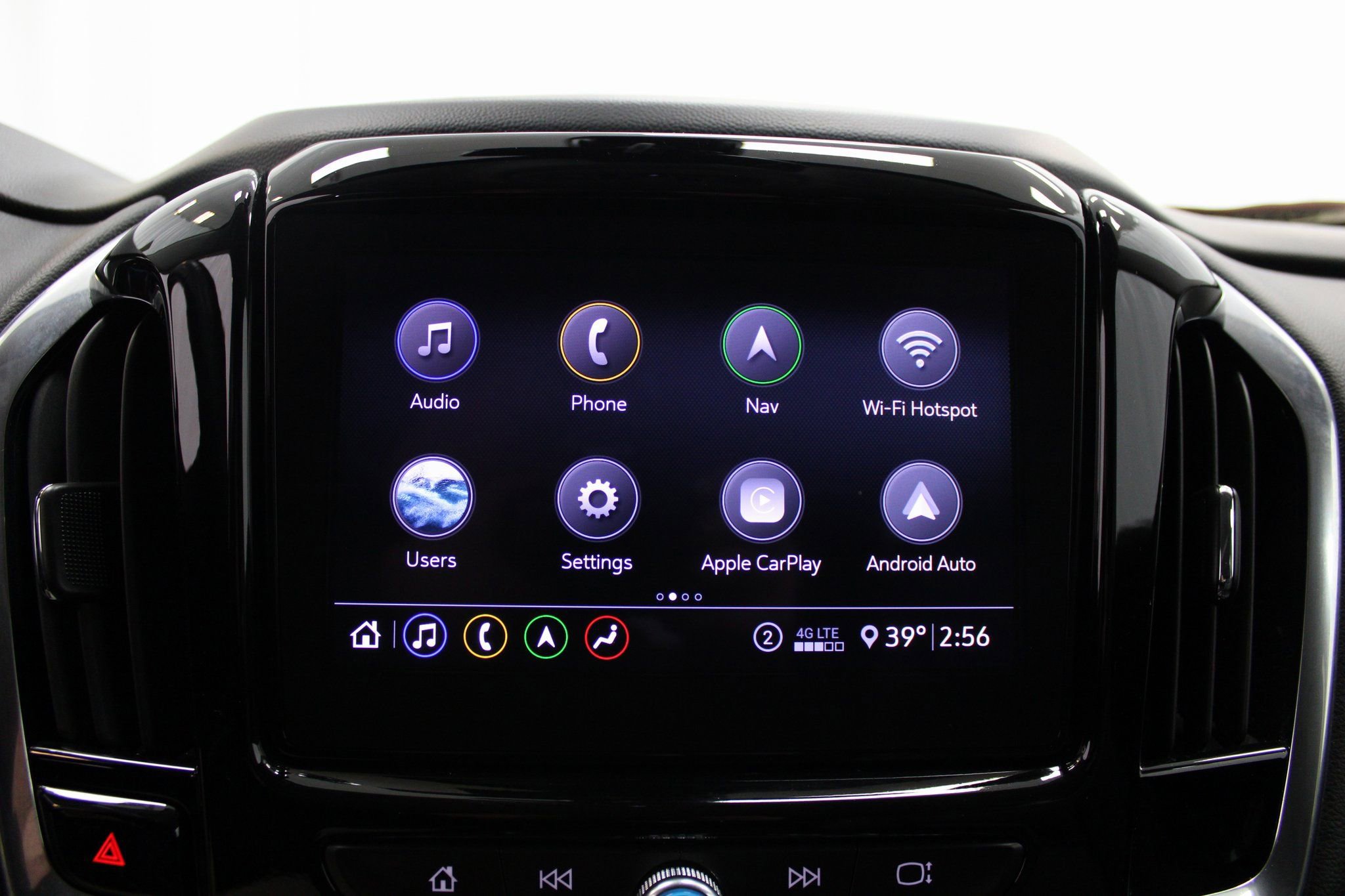 Used 2020 Chevrolet Traverse Premier w/ LPO, Blackout Package image 46