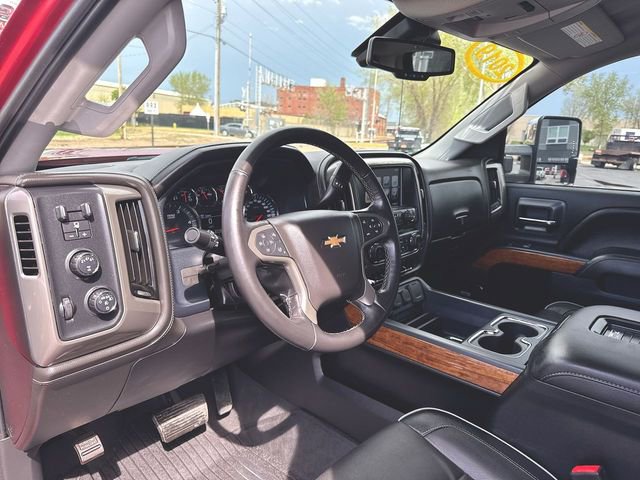Used 2019 Chevrolet Silverado 2500 High Country w/ Duramax Plus Package image 10