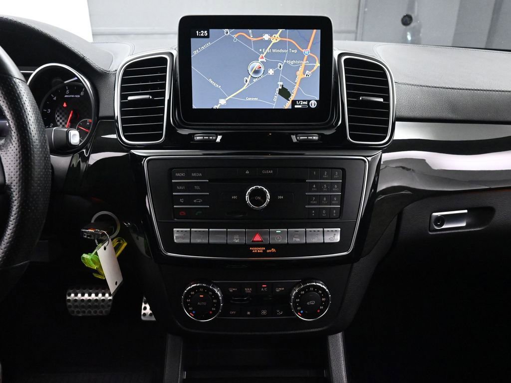 Used 2019 Mercedes-Benz GLE 43 AMG 4MATIC Coupe w/ Premium 3 Package image 33