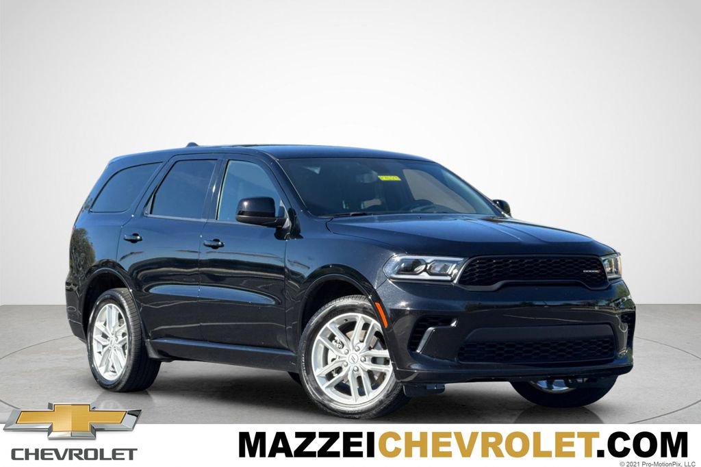 Used 2025 Dodge Durango GT image 1