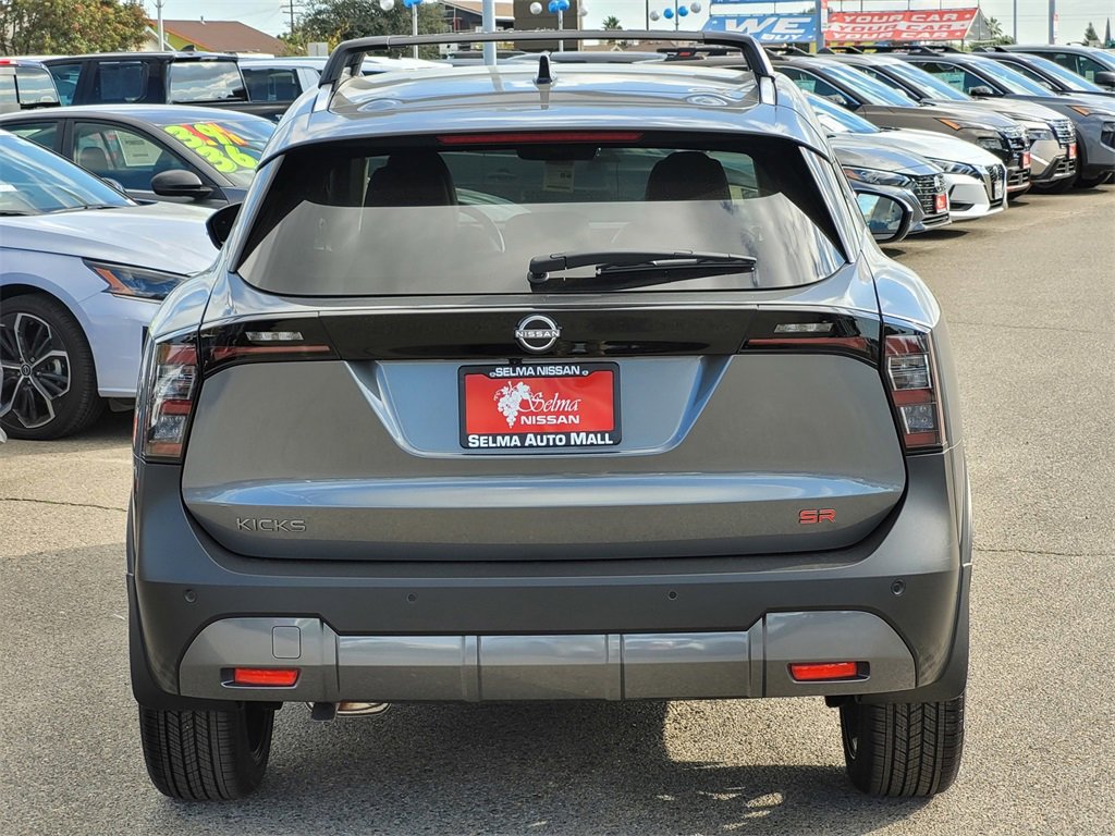 New 2026 Nissan Kicks SR w/ Illumination Package image 5