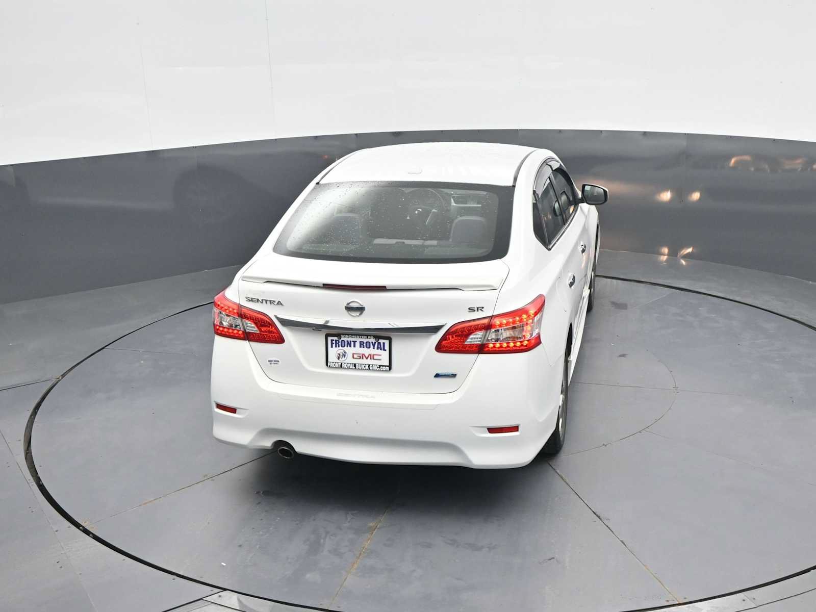 Used 2014 Nissan Sentra SR w/ SR Driver Package FWD image 27