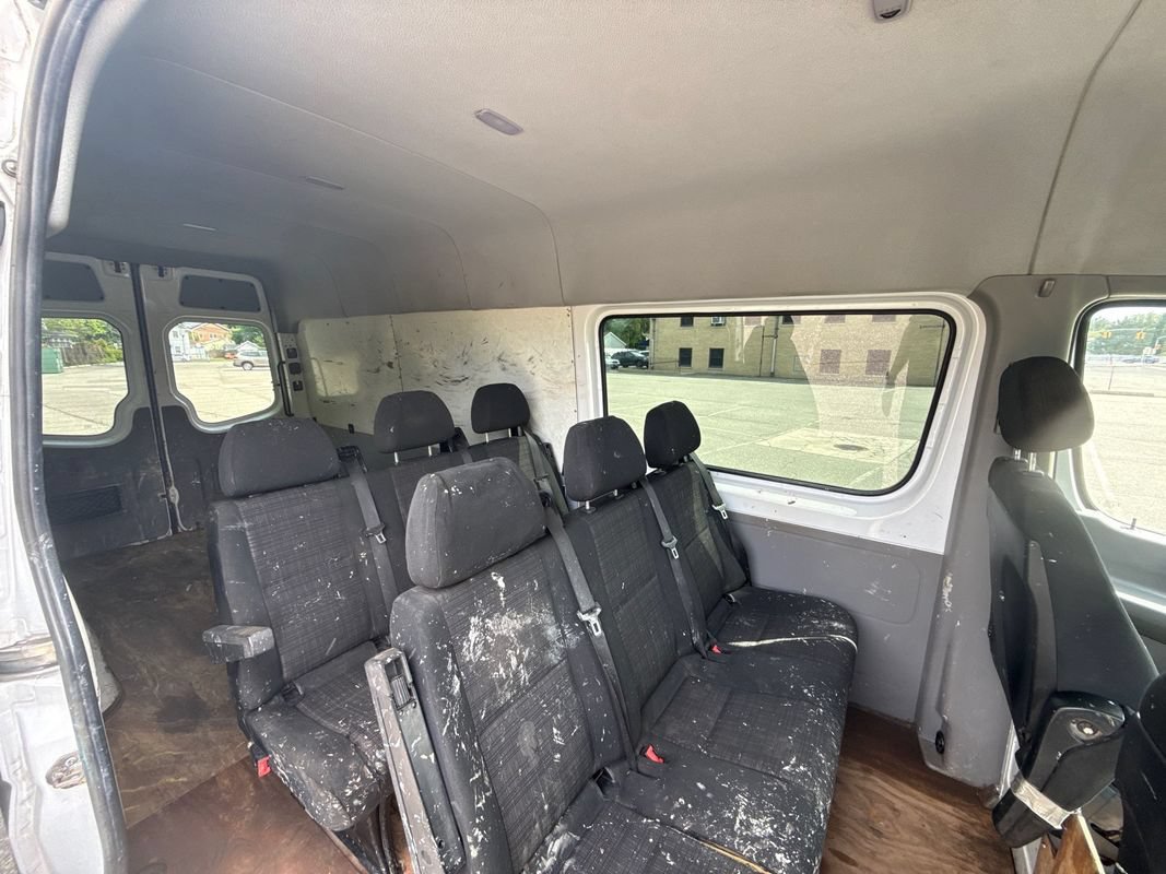 Used 2018 Mercedes-Benz Sprinter 2500 image 24