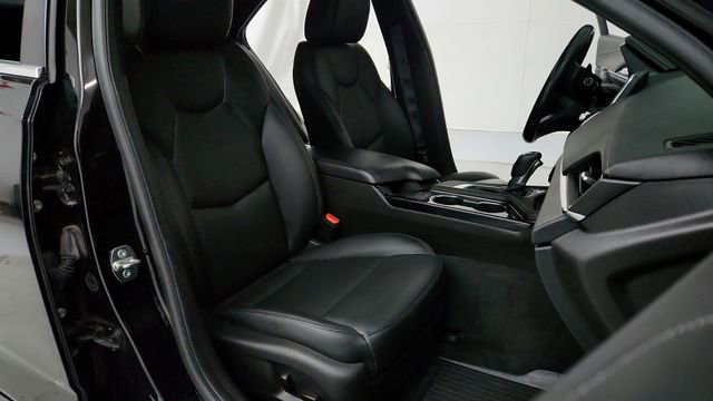 Certified 2022 Cadillac CT4 Luxury w/ Sun And Sound Package image 16