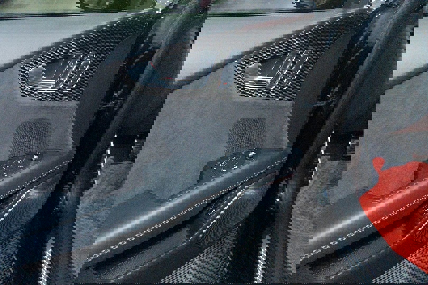 Used 2016 Audi RS 7 Prestige w/ Carbon-Optic Package image 18