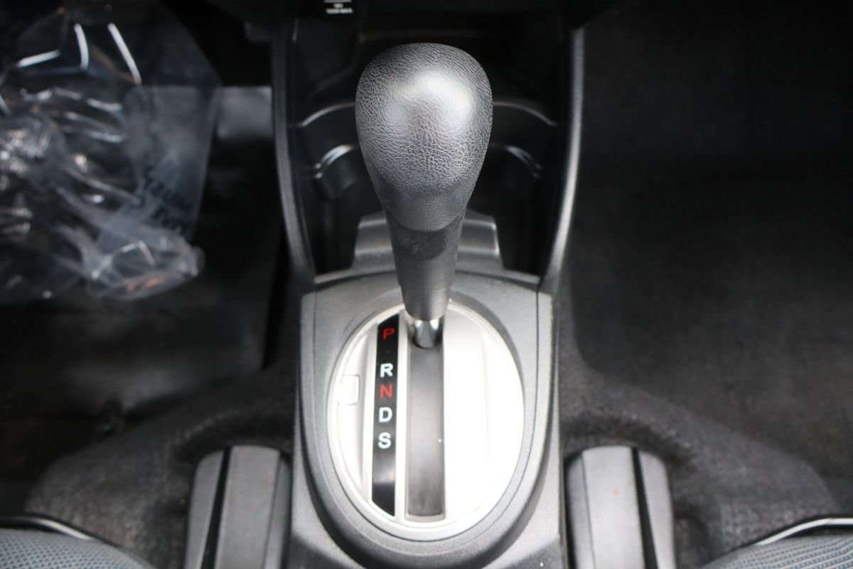 Used 2010 Honda Fit Sport image 34