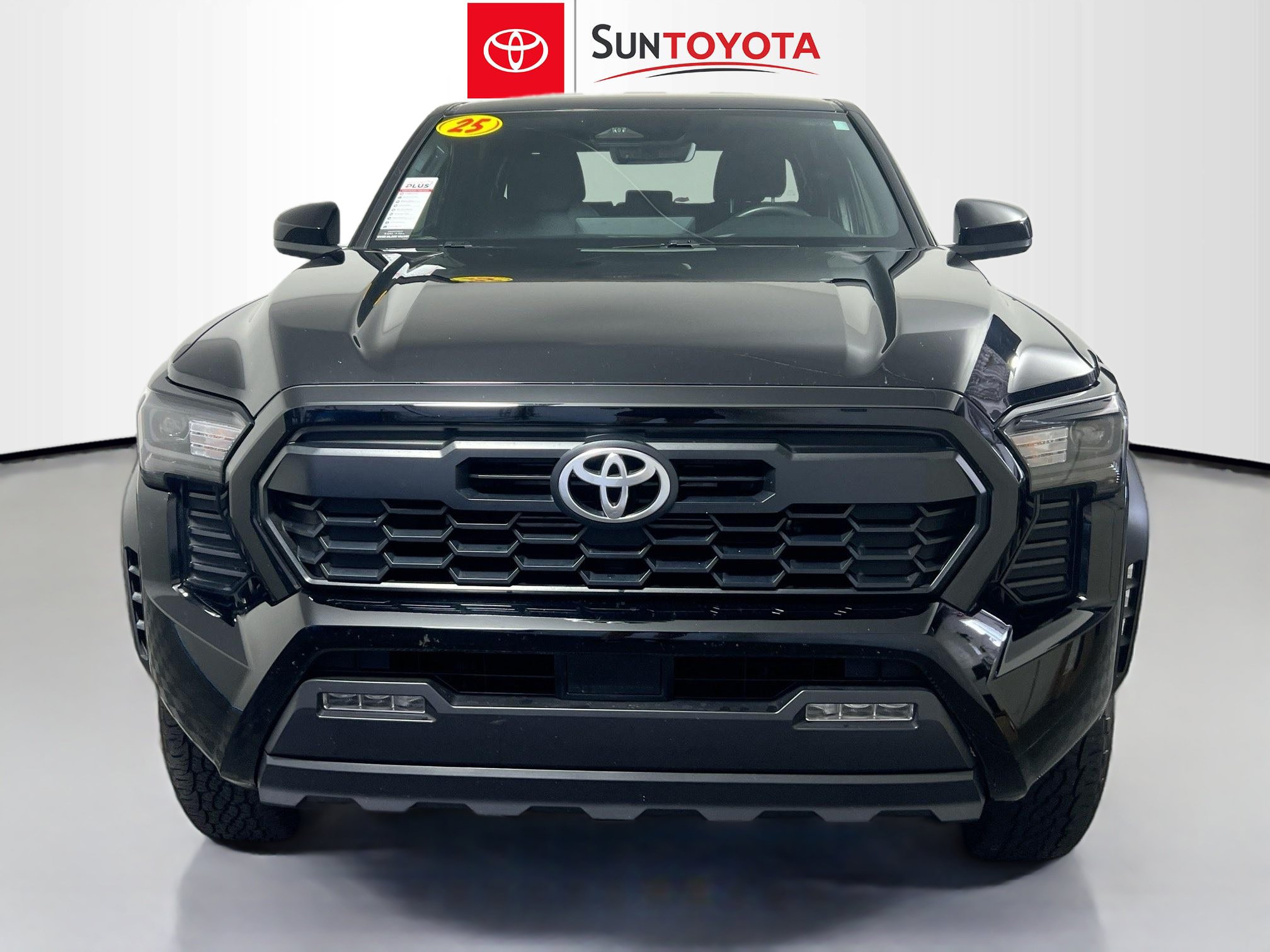 Used 2025 Toyota Tacoma TRD Off-Road AWD/4WD image 10