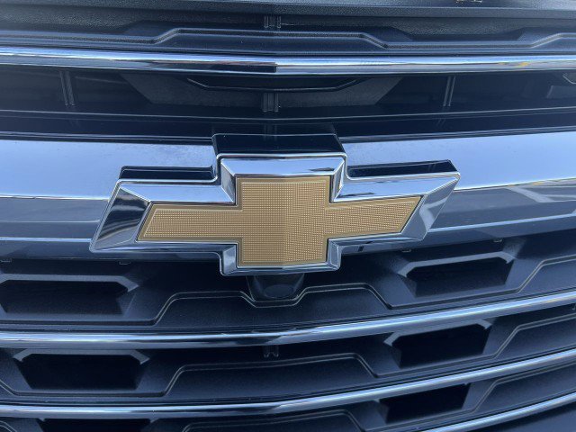Used 2025 Chevrolet Traverse LT image 31