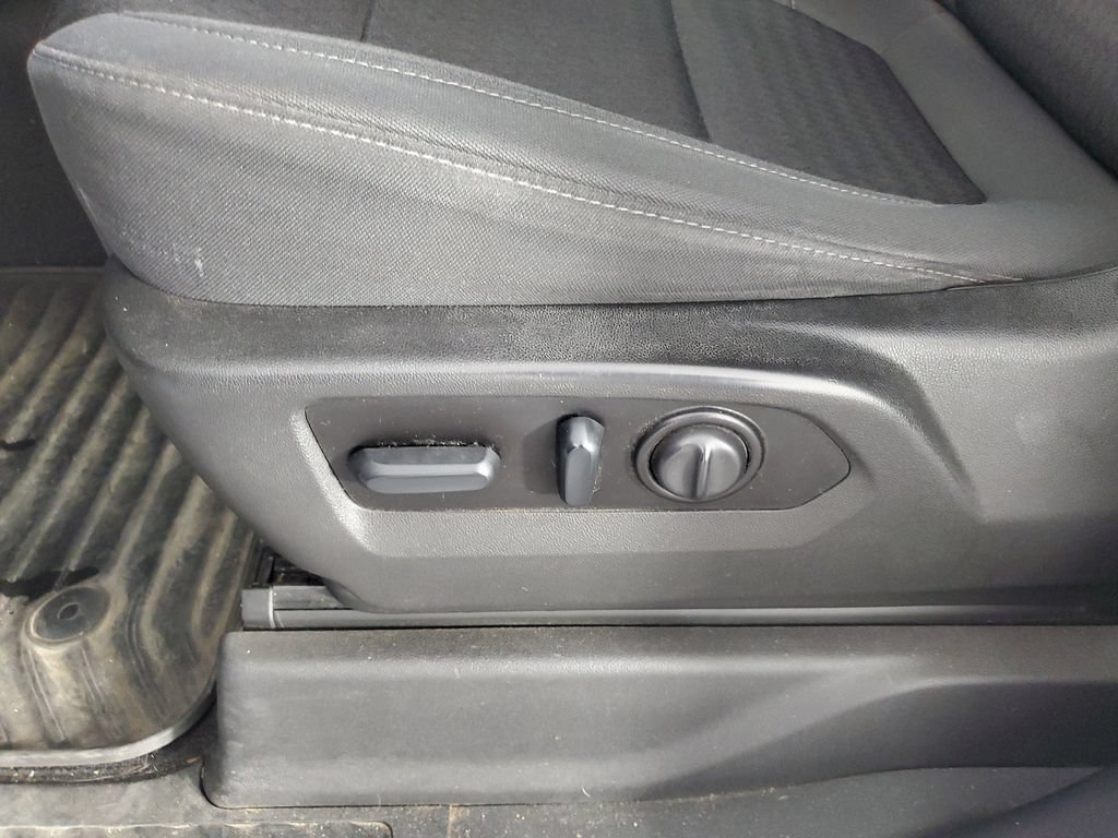Used 2022 Chevrolet Silverado 1500 Custom RWD image 25