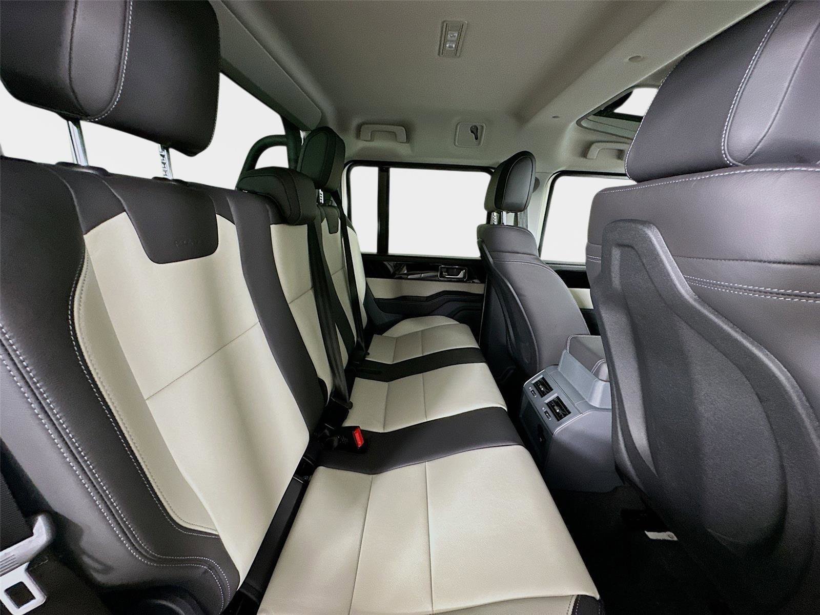 New 2025 INEOS Grenadier Fieldmaster Edition image 44