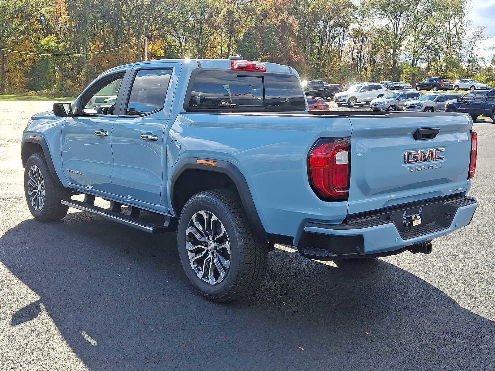 New 2026 GMC Canyon Denali image 4