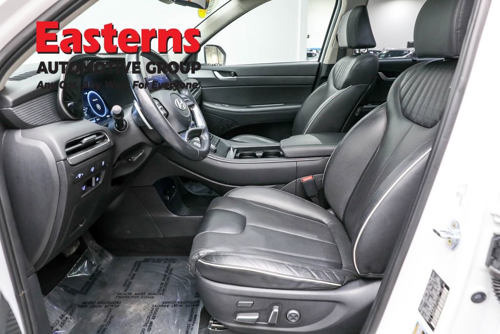 Used 2023 Hyundai Palisade Limited image 14