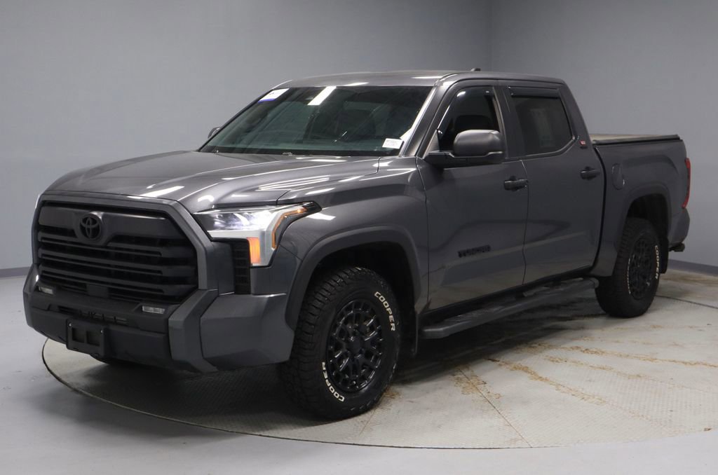 Used 2025 Toyota Tundra SR5 AWD/4WD image 6