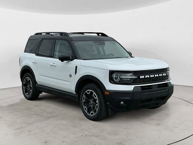 Used 2025 Ford Bronco Sport Outer Banks w/ Outer Banks Tech Package+ AWD/4WD image 7