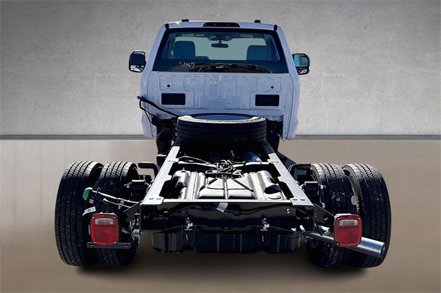 New 2026 Ford F450 XL w/ XL Chrome Package image 4