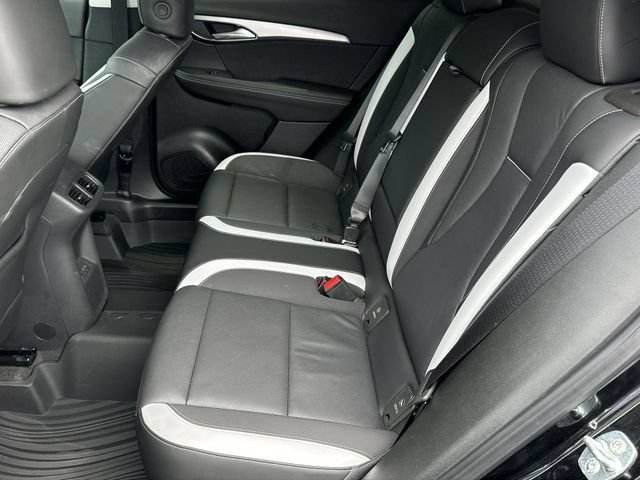 Used 2025 Buick Envision Sport Touring AWD/4WD image 38