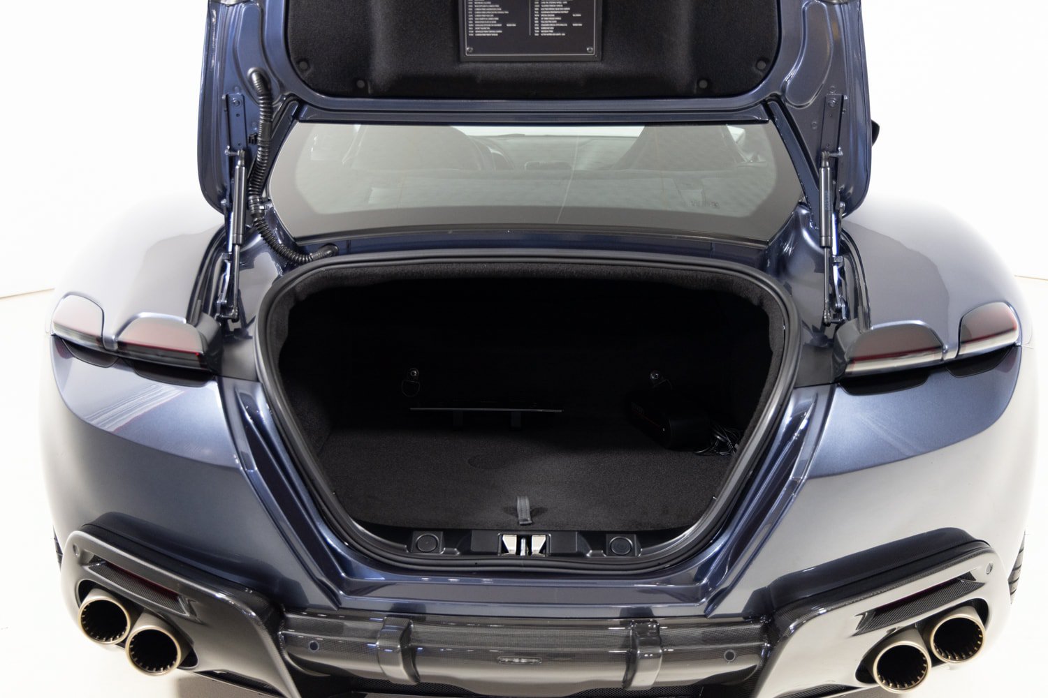 Used 2021 Ferrari Roma RWD image 42