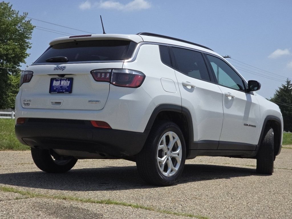 Used 2024 Jeep Compass Latitude AWD/4WD image 15