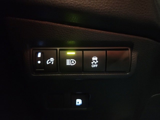 Certified 2024 Toyota Corolla Cross SE image 48